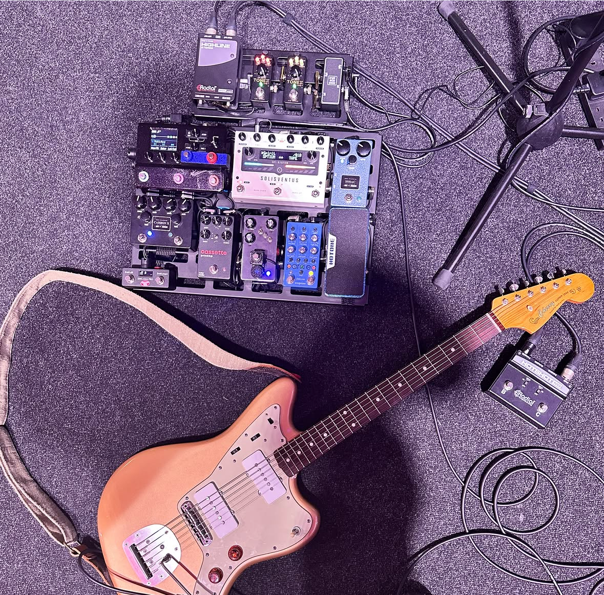 James Thain's pedalboard with Cltchworks switches fitted